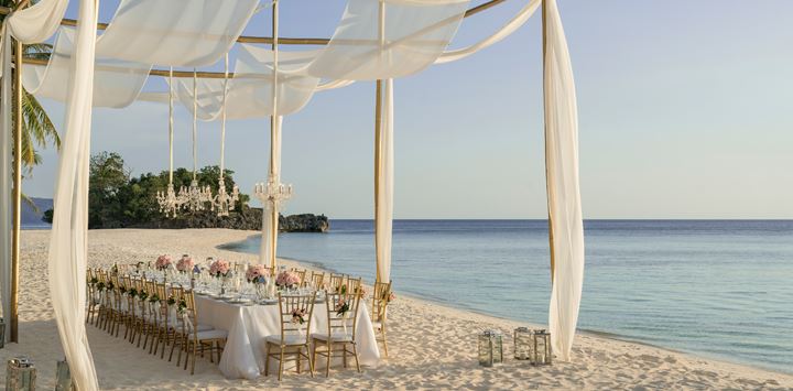 Beach Wedding In Boracay Venue Space Shangri La S Boracay