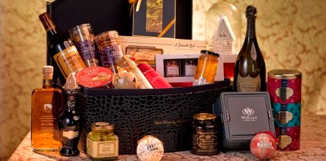 Island Shangri La Hong Kong Celebrates The Holiday Season With Charitable Gifts And Other Festive Activities Island Shangri La Hong Kong