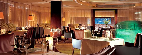 Restaurants Bars Lounges In Kuala Lumpur Shangri La Hotel