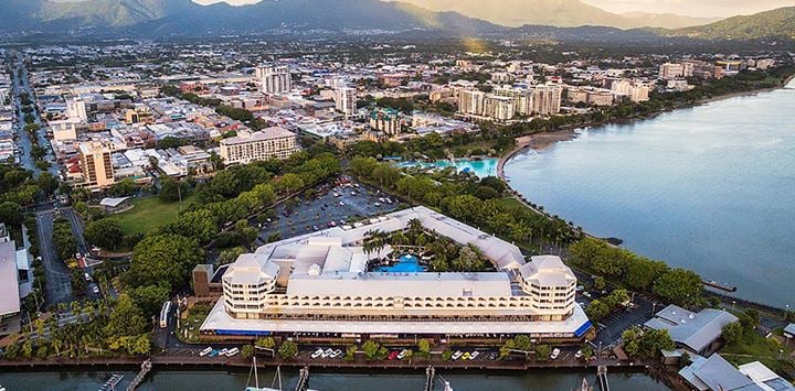 About Shangri La Hotel Cairns
