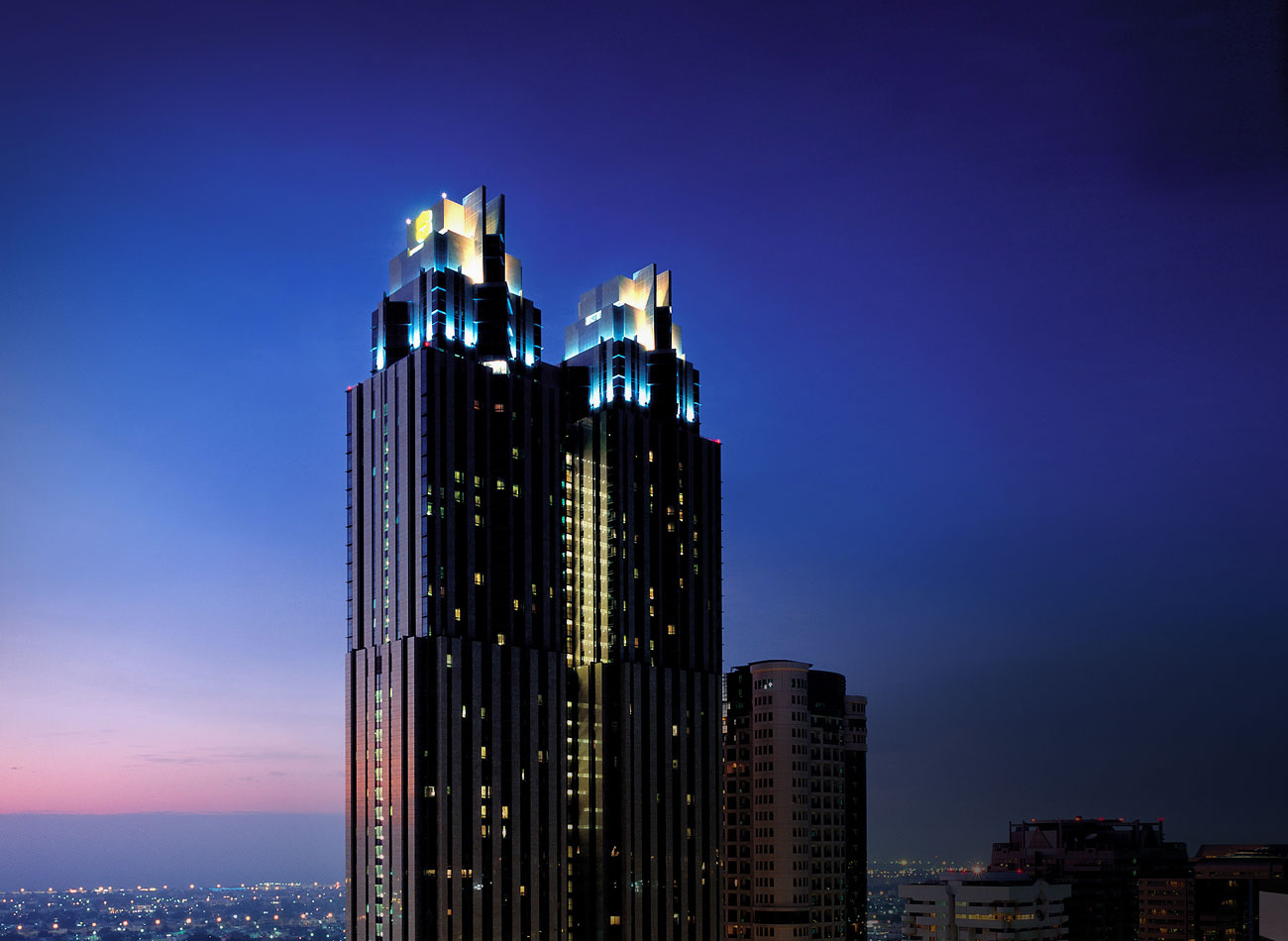 Hotels in Dubai UAE  Shangri-La Hotel Dubai