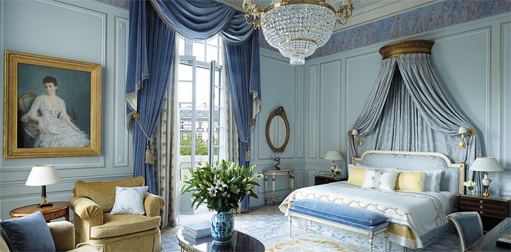 Room Accommodation Suite In Paris Shangri La Hotel L Artement Roland Bonaparte