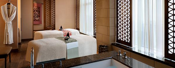 シャングリ ラ ホテル 東京 ヘルス レジャー