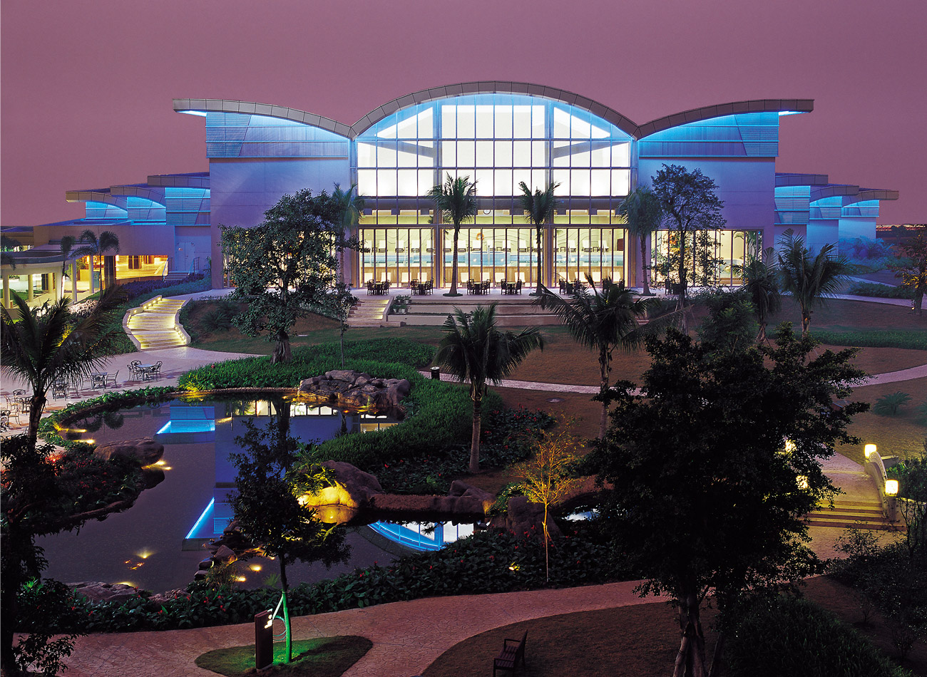 SLZN-Bg-Exterior