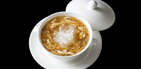 Braised Bird's Nest Soup with Alaskan Crabmeat and Conpoy