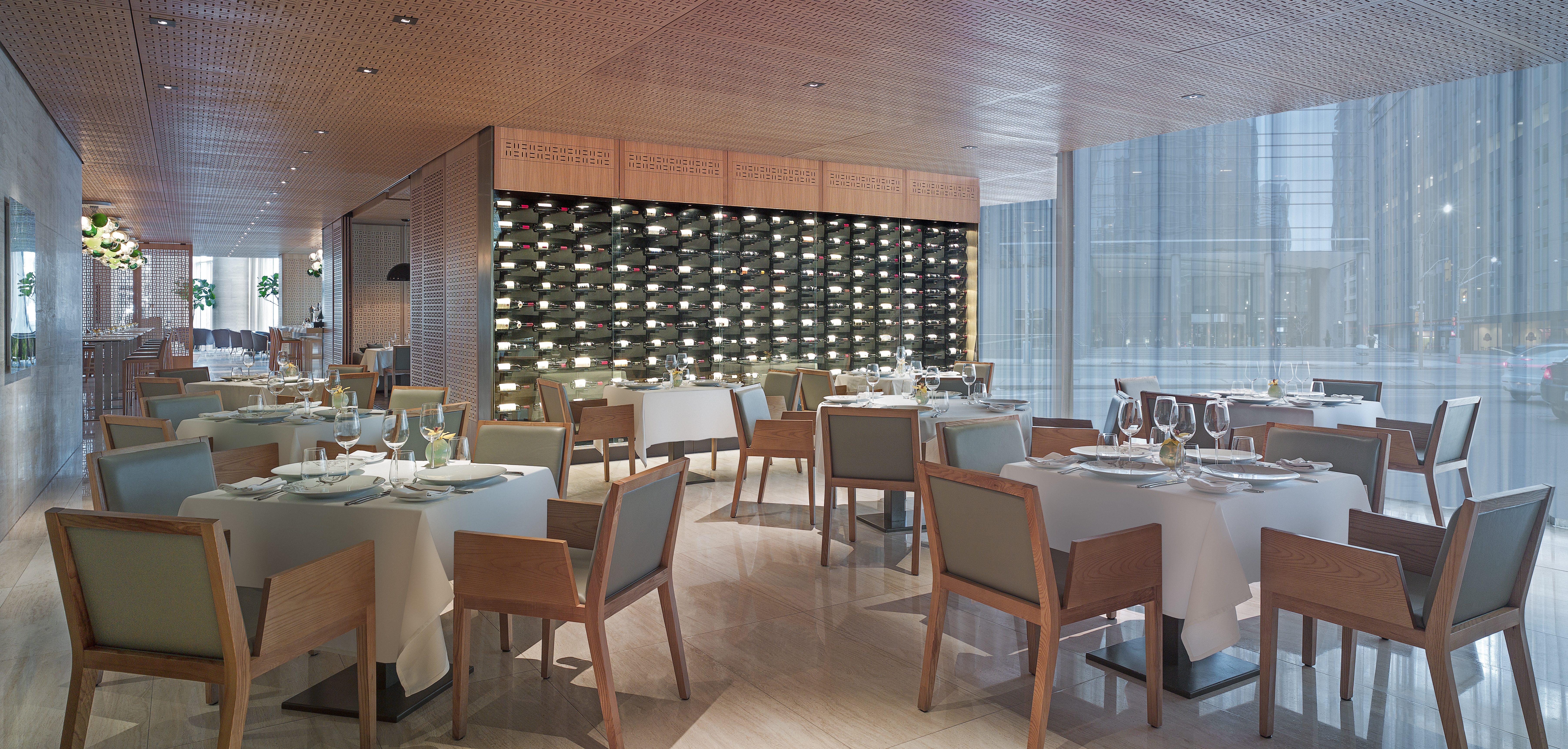 Restaurants Bars Lounges In Toronto Shangri La Hotel