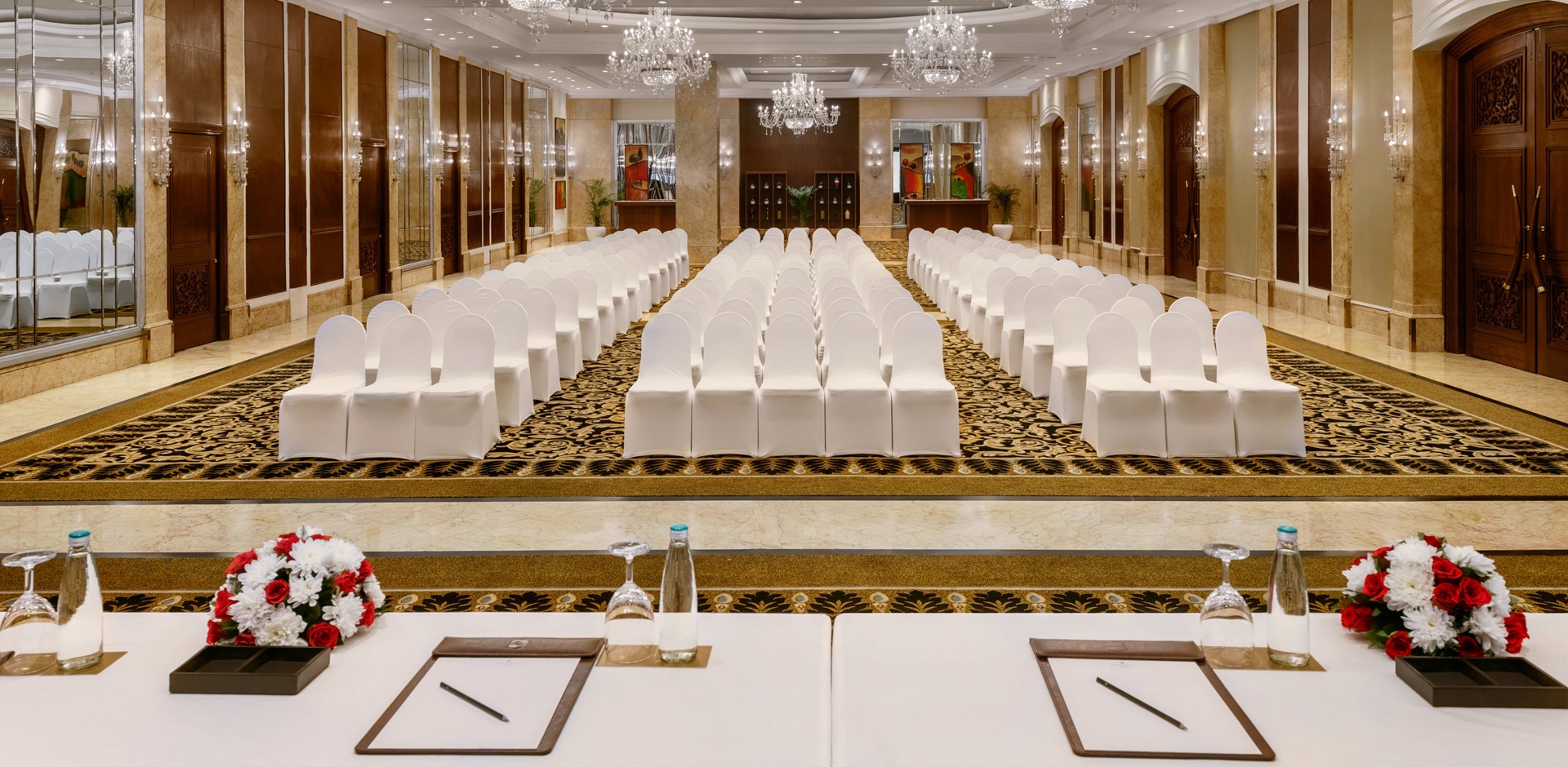Shoe salon hotsell shangri la