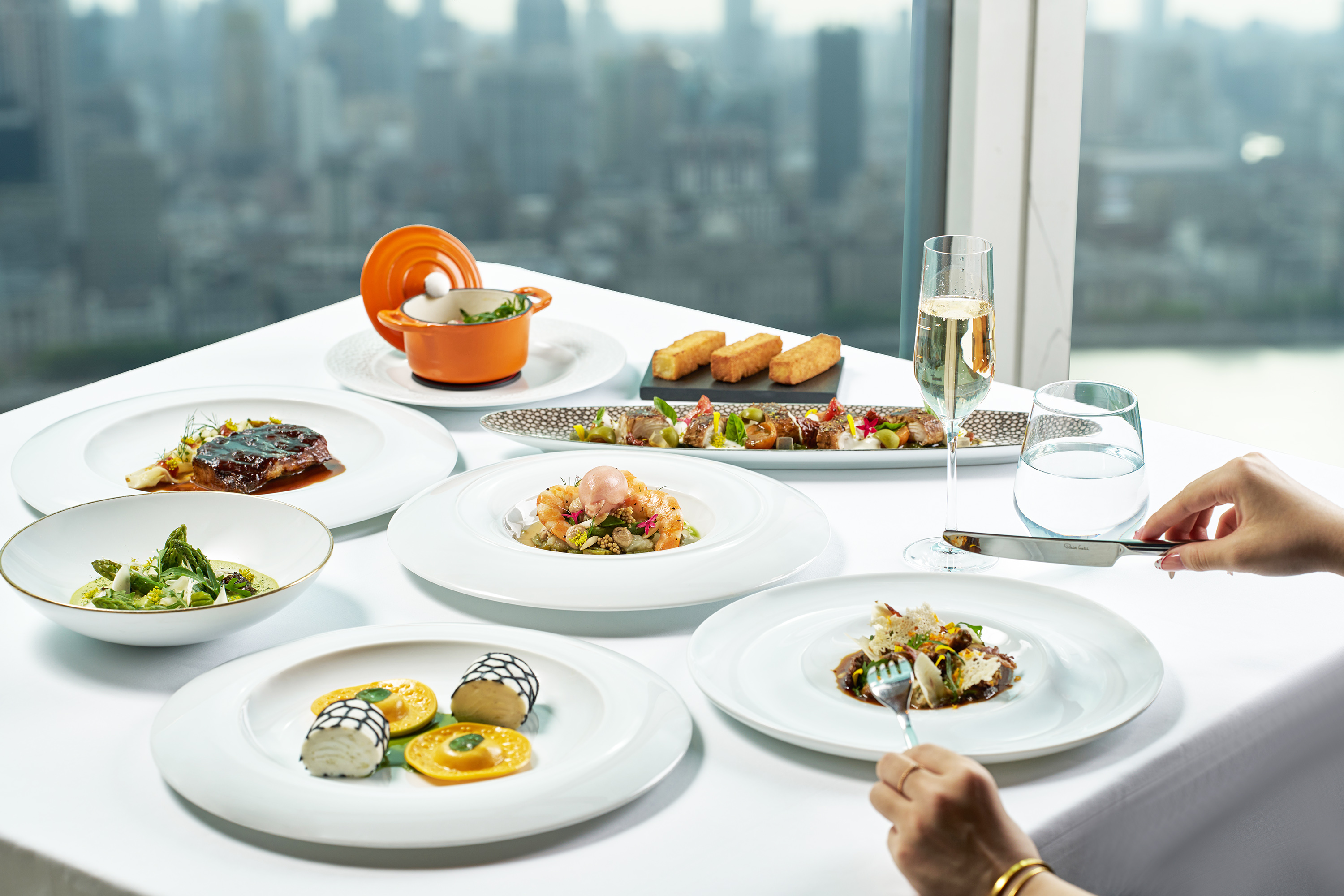 洋書◇シャングリ・ラ ホテルのレストラン 料理写真集 本 レシピ